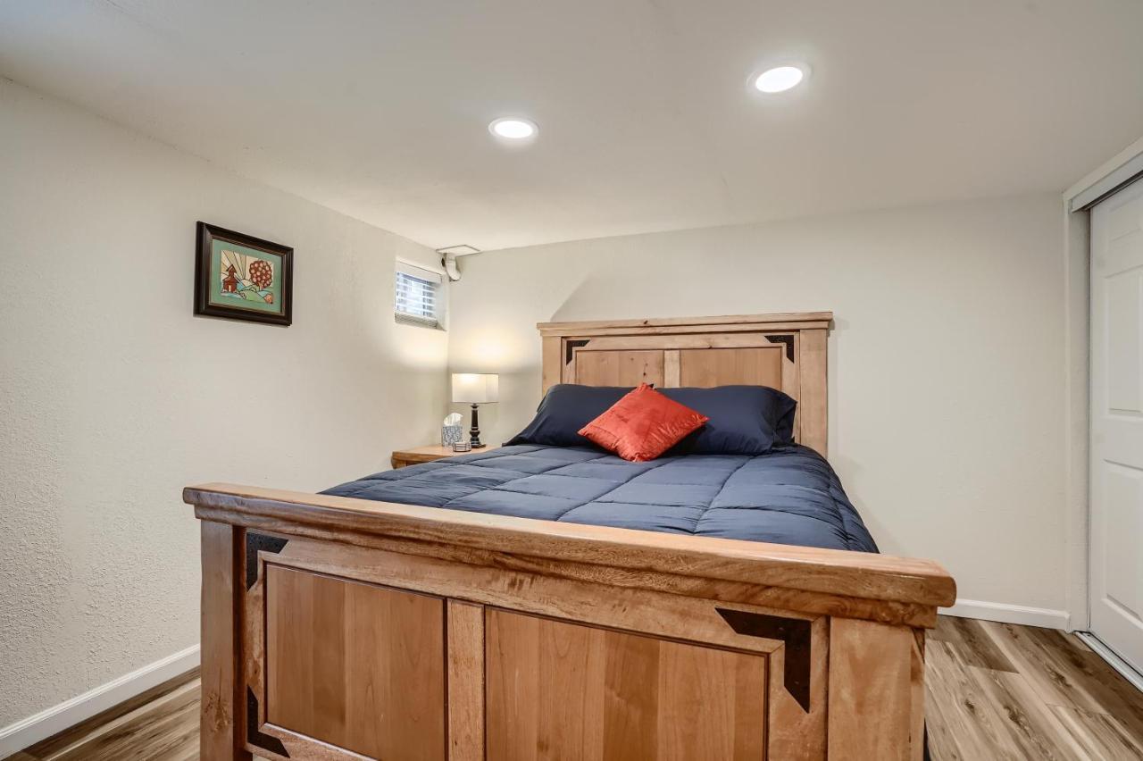 Sloans Lake Getaway - Basement Apartment Near Broncos And Downtown Denver Lakewood Exteriör bild